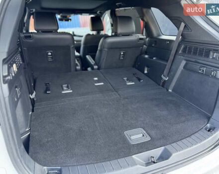 Белый Мазда CX-90, объемом двигателя 2.49 л и пробегом 17 тыс. км за 39850 $, фото 65 на Automoto.ua