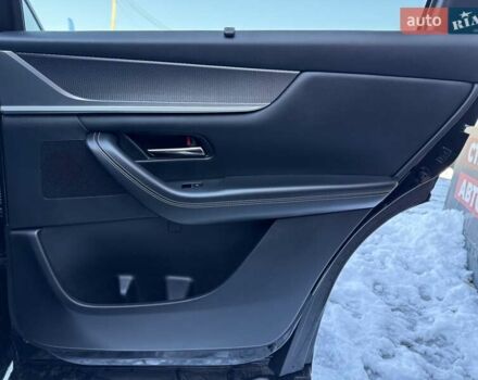 Черный Мазда CX-90, объемом двигателя 3.28 л и пробегом 26 тыс. км за 37500 $, фото 17 на Automoto.ua