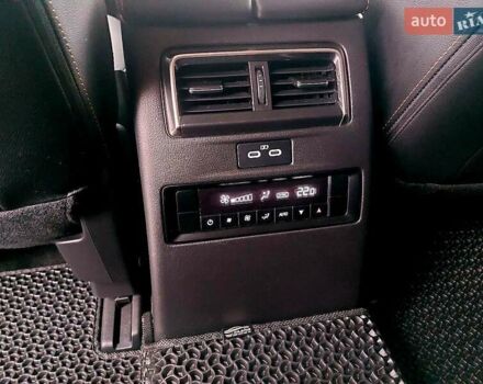 Чорний Мазда CX-90, об'ємом двигуна 3.28 л та пробігом 27 тис. км за 35150 $, фото 33 на Automoto.ua