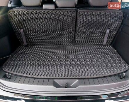 Чорний Мазда CX-90, об'ємом двигуна 3.28 л та пробігом 27 тис. км за 35150 $, фото 30 на Automoto.ua