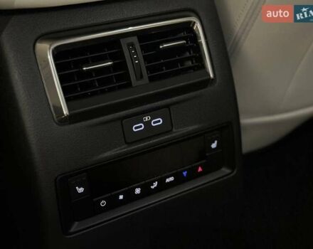 Красный Мазда CX-90, объемом двигателя 2.49 л и пробегом 18 тыс. км за 38990 $, фото 29 на Automoto.ua