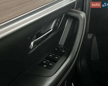 Красный Мазда CX-90, объемом двигателя 3.28 л и пробегом 58 тыс. км за 38000 $, фото 16 на Automoto.ua