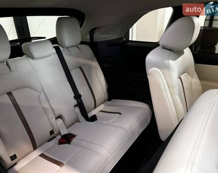 Червоний Мазда CX-90, об'ємом двигуна 2.49 л та пробігом 18 тис. км за 39990 $, фото 40 на Automoto.ua