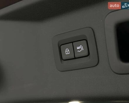 Красный Мазда CX-90, объемом двигателя 2.49 л и пробегом 18 тыс. км за 38990 $, фото 46 на Automoto.ua