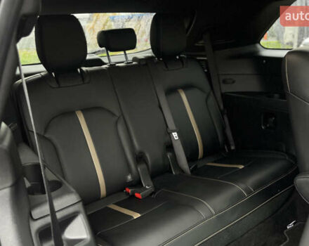 Сірий Мазда CX-90, об'ємом двигуна 2.49 л та пробігом 25 тис. км за 45999 $, фото 25 на Automoto.ua