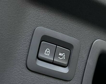 Мазда CX-90 2023 у Миколаєві на Automoto.ua Сірий Мазда CX-90, об'ємом двигуна 3.28 л та пробігом 21 тис. км за 39999 $, фото 32 на Automoto.ua