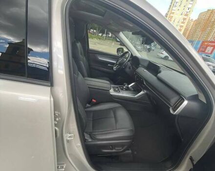 Серый Мазда CX-90, объемом двигателя 3.28 л и пробегом 25 тыс. км за 38999 $, фото 7 на Automoto.ua