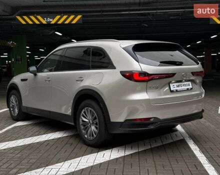 Серый Мазда CX-90, объемом двигателя 3.28 л и пробегом 25 тыс. км за 37990 $, фото 4 на Automoto.ua