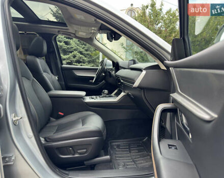 Серый Мазда CX-90, объемом двигателя 2.49 л и пробегом 28 тыс. км за 40900 $, фото 46 на Automoto.ua
