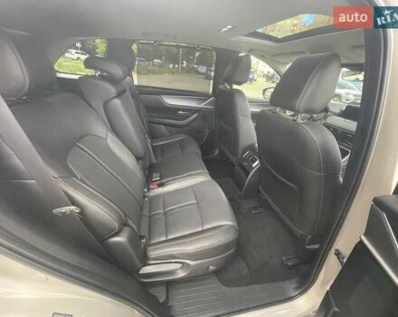 Серый Мазда CX-90, объемом двигателя 3.28 л и пробегом 25 тыс. км за 38999 $, фото 8 на Automoto.ua