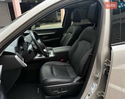Серый Мазда CX-90, объемом двигателя 3.28 л и пробегом 25 тыс. км за 37990 $, фото 10 на Automoto.ua