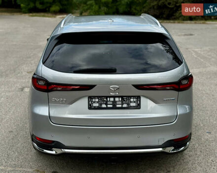 Серый Мазда CX-90, объемом двигателя 2.49 л и пробегом 28 тыс. км за 40900 $, фото 2 на Automoto.ua