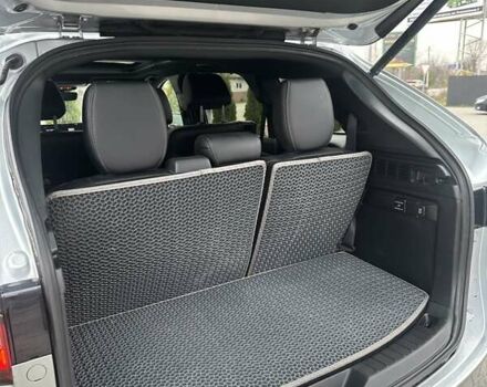 Серый Мазда CX-90, объемом двигателя 3.28 л и пробегом 19 тыс. км за 42999 $, фото 17 на Automoto.ua