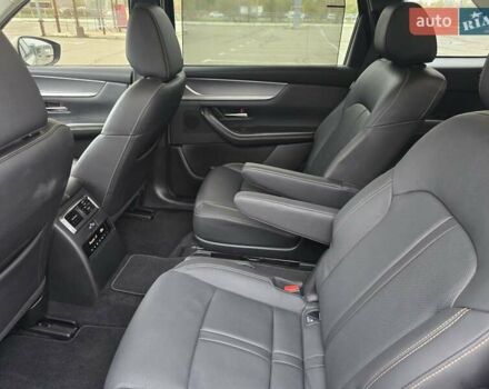 Сірий Мазда CX-90, об'ємом двигуна 3.28 л та пробігом 17 тис. км за 42000 $, фото 15 на Automoto.ua