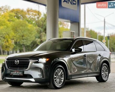 Мазда CX-90 2023 у Миколаєві на Automoto.ua Сірий Мазда CX-90, об'ємом двигуна 3.28 л та пробігом 21 тис. км за 39999 $, фото 2 на Automoto.ua