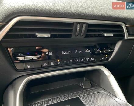 Серый Мазда CX-90, объемом двигателя 3.28 л и пробегом 16 тыс. км за 35000 $, фото 12 на Automoto.ua