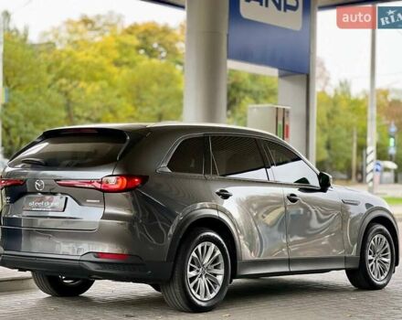 Мазда CX-90 2023 у Миколаєві на Automoto.ua Сірий Мазда CX-90, об'ємом двигуна 3.28 л та пробігом 21 тис. км за 39999 $, фото 3 на Automoto.ua
