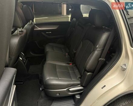 Серый Мазда CX-90, объемом двигателя 3.28 л и пробегом 25 тыс. км за 37990 $, фото 11 на Automoto.ua