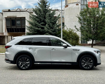 Серый Мазда CX-90, объемом двигателя 2.49 л и пробегом 28 тыс. км за 40900 $, фото 1 на Automoto.ua