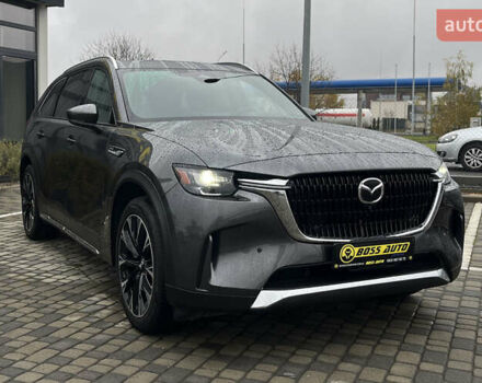 Серый Мазда CX-90, объемом двигателя 2.49 л и пробегом 25 тыс. км за 45999 $, фото 1 на Automoto.ua