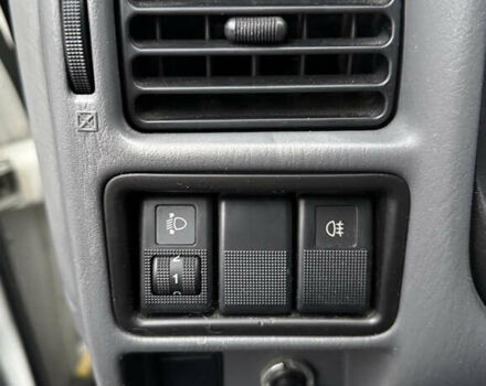 Белый Мазда E-series, объемом двигателя 2.2 л и пробегом 136 тыс. км за 7799 $, фото 12 на Automoto.ua