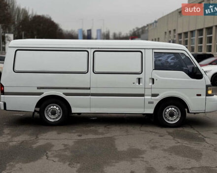 Белый Мазда E-series, объемом двигателя 2.2 л и пробегом 136 тыс. км за 7799 $, фото 3 на Automoto.ua