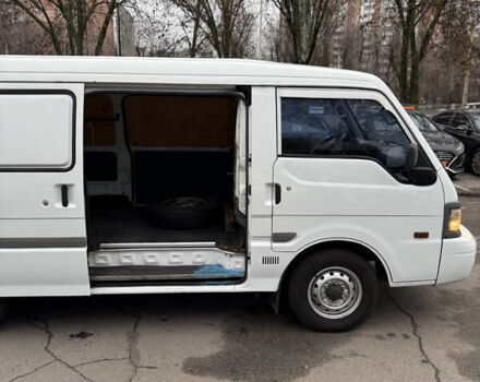 Белый Мазда E-series, объемом двигателя 2.2 л и пробегом 136 тыс. км за 7799 $, фото 9 на Automoto.ua