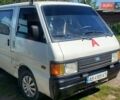 Белый Мазда E-series, объемом двигателя 1.4 л и пробегом 430 тыс. км за 1950 $, фото 1 на Automoto.ua