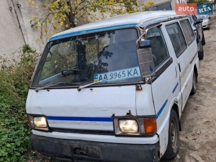 Білий Мазда E-series, об'ємом двигуна 2 л та пробігом 454 тис. км за 1200 $, фото 1 на Automoto.ua