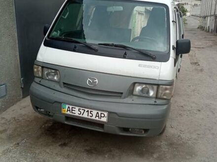 Білий Мазда E-series, об'ємом двигуна 2.1 л та пробігом 184 тис. км за 5000 $, фото 1 на Automoto.ua