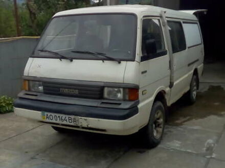 Мазда E-series 1996 в Ужгороде на Automoto.ua Бежевый Мазда E-series, объемом двигателя 2.5 л и пробегом 250 тыс. км за 5629 $, фото 1 на Automoto.ua