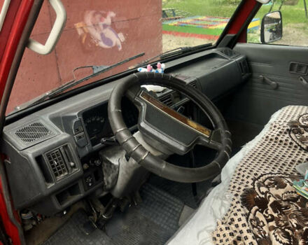 Красный Мазда E-series, объемом двигателя 2 л и пробегом 464 тыс. км за 2500 $, фото 6 на Automoto.ua