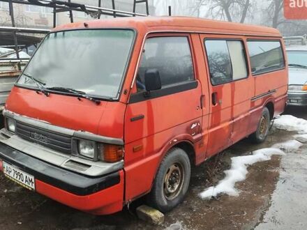 Красный Мазда E-series, объемом двигателя 2.2 л и пробегом 450 тыс. км за 1400 $, фото 1 на Automoto.ua