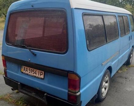 Синий Мазда E-series, объемом двигателя 2.2 л и пробегом 400 тыс. км за 4200 $, фото 3 на Automoto.ua