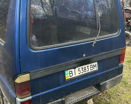 Синий Мазда E-series, объемом двигателя 2.2 л и пробегом 650 тыс. км за 6000 $, фото 1 на Automoto.ua