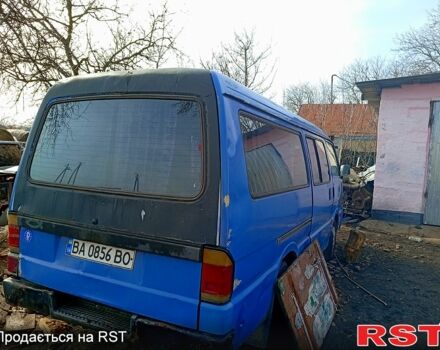 Синій Мазда E-series, об'ємом двигуна 2.2 л та пробігом 700 тис. км за 1000 $, фото 3 на Automoto.ua