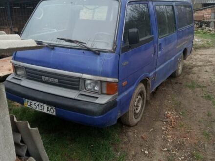 Синій Мазда E-series, об'ємом двигуна 2 л та пробігом 350 тис. км за 950 $, фото 1 на Automoto.ua