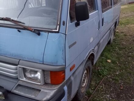 Синій Мазда E-series, об'ємом двигуна 2.2 л та пробігом 100 тис. км за 1700 $, фото 1 на Automoto.ua