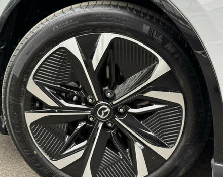 Мазда EZ-6, объемом двигателя 0 л и пробегом 9 тыс. км за 31000 $, фото 6 на Automoto.ua