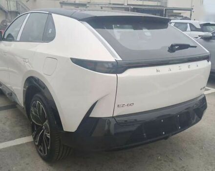 Мазда EZ-6, объемом двигателя 0 л и пробегом 1 тыс. км за 35200 $, фото 4 на Automoto.ua