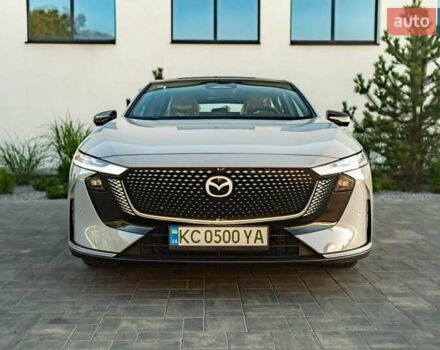 Серый Мазда EZ-6, объемом двигателя 0 л и пробегом 1 тыс. км за 30000 $, фото 4 на Automoto.ua
