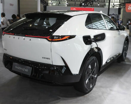 Мазда EZ-60, об'ємом двигуна 1.5 л та пробігом 0 тис. км за 27400 $, фото 9 на Automoto.ua