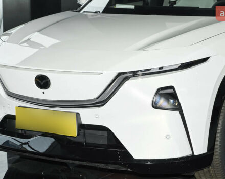 Мазда EZ-60, об'ємом двигуна 1.5 л та пробігом 0 тис. км за 35500 $, фото 3 на Automoto.ua