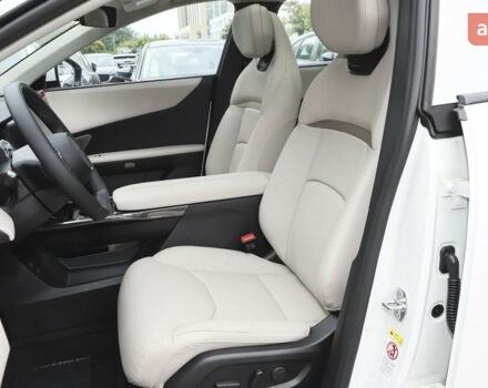 Мазда EZ-60, об'ємом двигуна 1.5 л та пробігом 0 тис. км за 33700 $, фото 13 на Automoto.ua