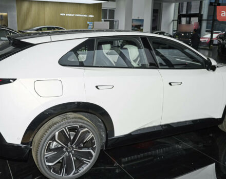 Мазда EZ-60, объемом двигателя 1.5 л и пробегом 0 тыс. км за 35500 $, фото 6 на Automoto.ua