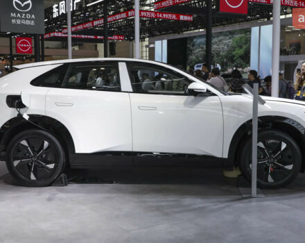 Мазда EZ-60, объемом двигателя 1.5 л и пробегом 0 тыс. км за 27400 $, фото 6 на Automoto.ua