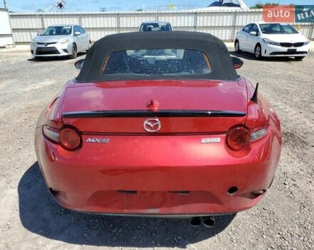 Красный Мазда Miata, объемом двигателя 2 л и пробегом 91 тыс. км за 2900 $, фото 5 на Automoto.ua