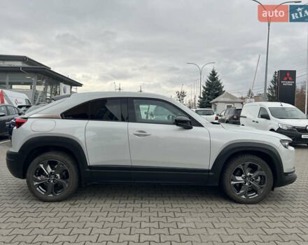 Білий Мазда MX-30, об'ємом двигуна 0 л та пробігом 42 тис. км за 15200 $, фото 6 на Automoto.ua