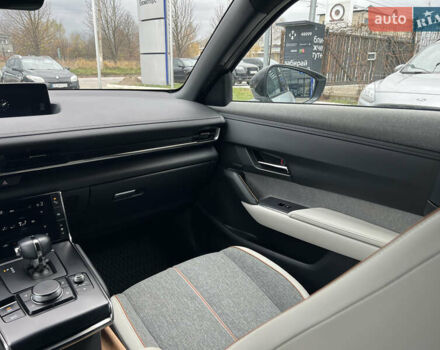 Білий Мазда MX-30, об'ємом двигуна 0 л та пробігом 42 тис. км за 15200 $, фото 14 на Automoto.ua