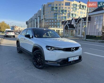 Белый Мазда MX-30, объемом двигателя 0 л и пробегом 26 тыс. км за 19000 $, фото 1 на Automoto.ua
